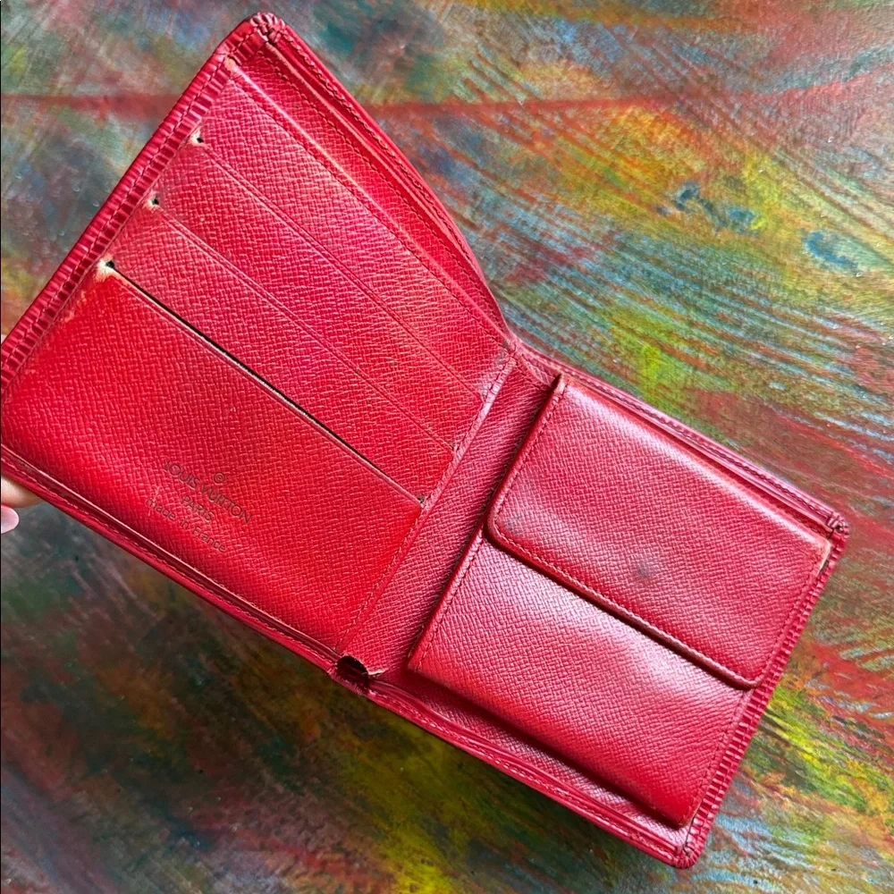 Louis Vuitton Scarlet Epi Leather Wallet Red LV Bi Fold Unisex Vintage